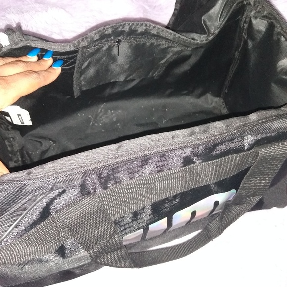 Puma duffle bag - Picture 3 of 3